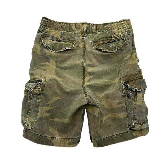 Abercrombie & Fitch Men's Camo 7 Pocket Twill Cargo Shorts - Picture 8 of 13
